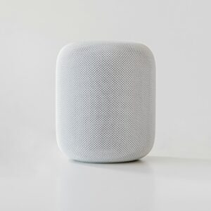 white and black round speaker
